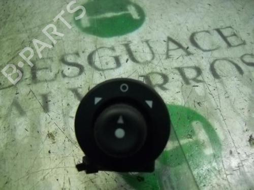 electronic-module-citroen-c2-jm_-2003-2004-2005-2006-2007-2008-2009-2010-2011-2012-2013-2014-2015-2016-2017-3738666 main image