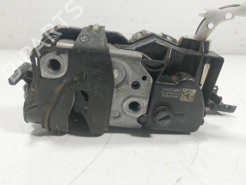 Used Front right lock OPEL CORSA F (P2JO) 1.2 (68) (101 hp) 17659628