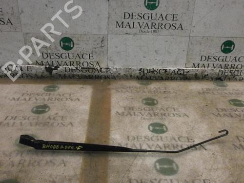 Used Front windshield wiper arm CITROËN C3 I (FC_, FN_) 1.4 HDi (68 hp) 3788681
