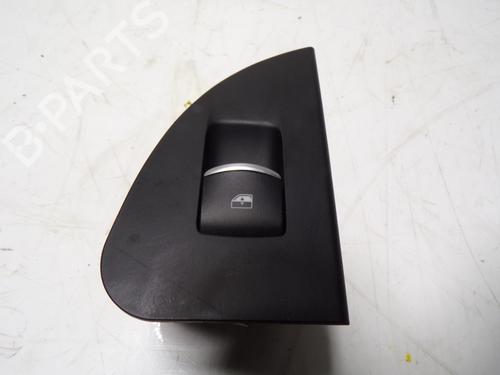 Used Right rear window switch Right rear window switch ALFA ROMEO GIULIA (952_) 2.2 D (952AEM250, 952AEA250) (150 hp) 11083341 11083341