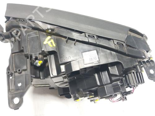 Right headlight TOYOTA LAND CRUISER (_J25_) 2.8 D MHEV 4x4 (GDJ251) | BP27805986C29 