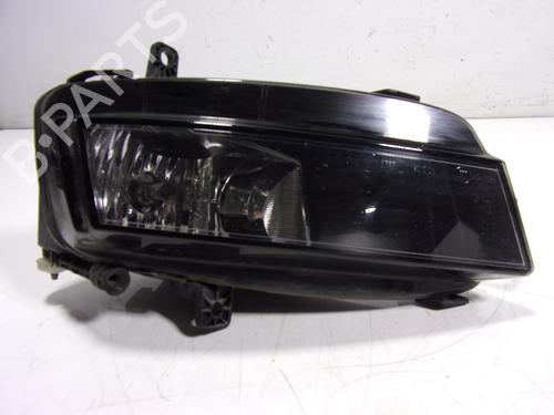 Used Right front fog light Right front fog light VW GOLF VII (5G1, BQ1, BE1, BE2) 1.6 TDI (105 hp) 16138492 16138492