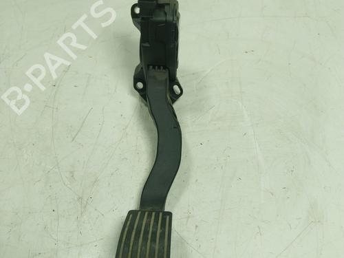 pedal-peugeot-2008-i-cu_-15-bluehdi-100-1601cw-9671433780-2013-16664685 main image