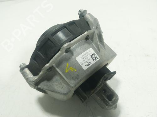 Used Engine mount BMW 3 (G20, G80, G28) 330 i (258 hp) 24230825