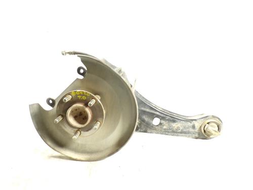 Used Right rear steering knuckle Right rear steering knuckle CITROËN C4 AIRCROSS 1.6 HDi 115 (114 hp) 7821749 7821749