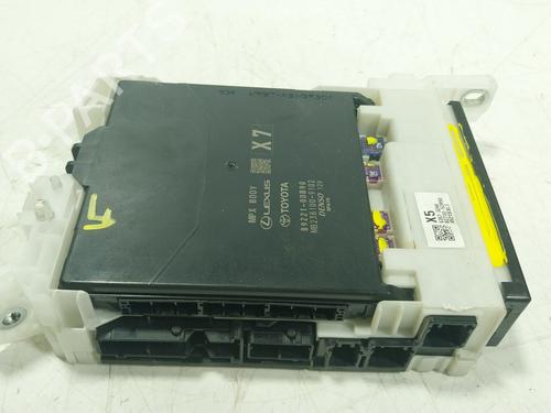 Used Fuse box Fuse box TOYOTA YARIS CROSS (MXP_) 1.5 Hybrid (MXPJ11) (131 hp) 31131425 31131425
