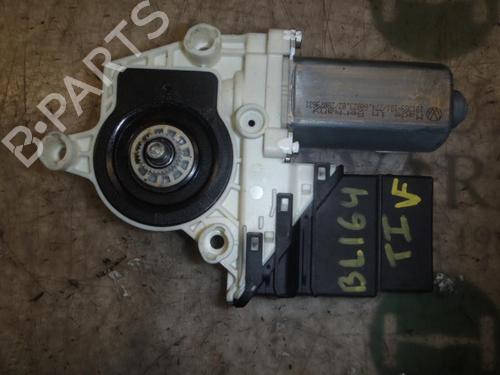 Used Left rear window motor Left rear window motor SEAT TOLEDO II (1M2) 1.9 TDI (110 hp) 3795616 3795616