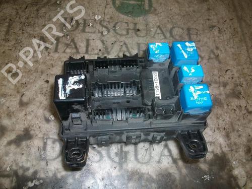 Used Fuse box Fuse box 3753725 3753725