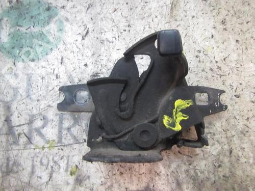 Used Hood lock VW POLO (6N2) 1.4 16V (75 hp) 8770814