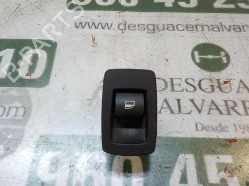 Used Right rear window switch BMW 1 (E87) 120 d (163 hp) 3857488