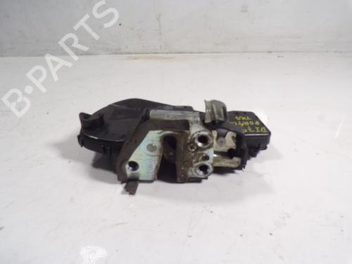 Used Tailgate lock TOYOTA RAV 4 III (_A3_) 2.2 D 4WD (ALA30_, ALA30R) (177 hp) 9162479