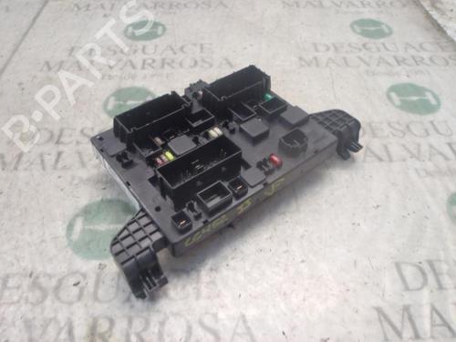 Used Fuse box Fuse box OPEL ASTRA J (P10) 1.7 CDTI (68) (110 hp) 3810658 3810658