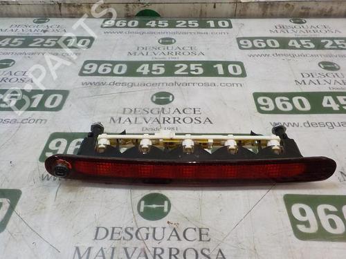 Used Rear center light SUZUKI SX4 S-Cross (JY) 1.6 DDiS AllGrip (AKK 416D) (120 hp) 10968845