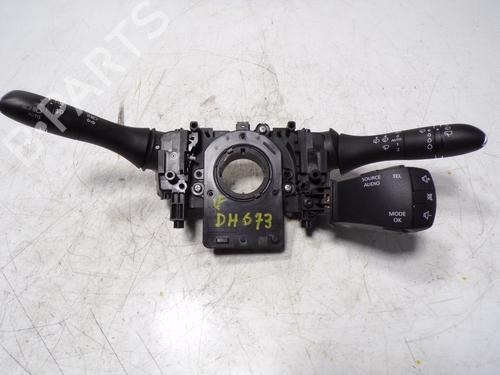Used Headlight switch Headlight switch RENAULT MEGANE IV Hatchback (B9A/M/N_) 1.5 dCi 110 (B9A3) (110 hp) 8643377 8643377