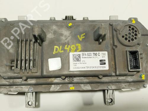Instrument cluster SEAT LEON Sportstourer (KL8, KLD) | BP32294138C47