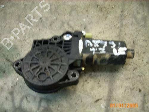 Used Left rear window motor HYUNDAI ELANTRA III Saloon (XD) 2.0 CRDi (113 hp) 3746493