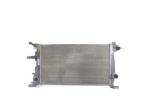 Used Water radiator Water radiator 9176204 9176204