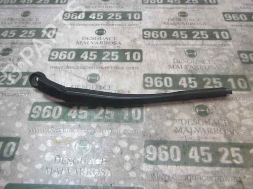 Used Front windshield wiper arm HONDA CIVIC VIII Hatchback (FN, FK) 1.8 (FN1, FK2) (140 hp) 3861729