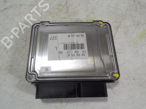 Computer motormanagement AUDI A3 Sportback (8VA, 8VF) 1.0 TFSI | BP9763098M57 
