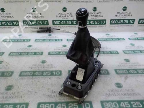 Used Gear lever Gear lever VW TOURAN (5T1) 2.0 TDI (116 hp) 7412452 7412452