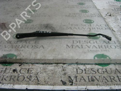 Used Front windshield wiper arm SEAT IBIZA II (6K1) [1993-2002]  3785640