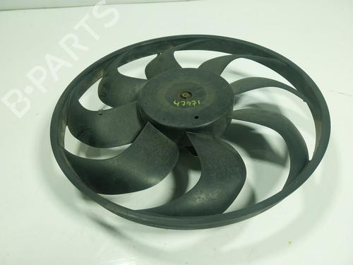 Used Radiator fan Radiator fan DACIA SANDERO II TCe 90 (B8M1, B8MA, B8AC) (90 hp) 17239896 17239896
