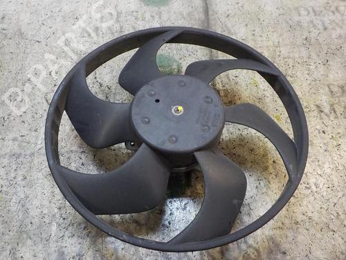 Used Radiator fan Radiator fan RENAULT CLIO III (BR0/1, CR0/1) 1.5 dCi (C/BR0G, C/BR1G) (68 hp) 3854049 3854049