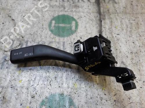 Used Steering column stalk SEAT LEON (1P1) 1.9 TDI (105 hp) 3856435