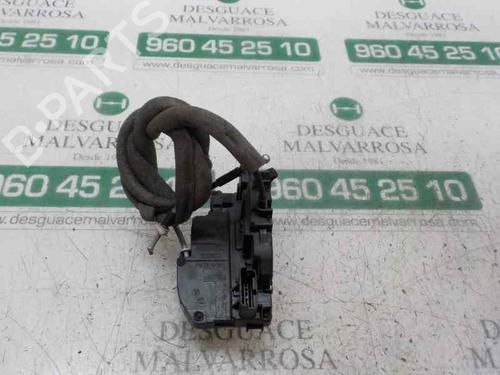 Front right lock NISSAN NV200 / EVALIA Bus  | BP4552056C97 