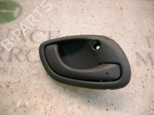 Used Front right interior door handle Front right interior door handle OPEL AGILA A (H00) 1.2 16V (F68) (75 hp) 3763705 3763705