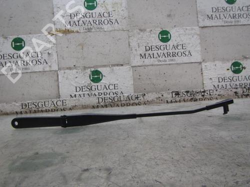 Used Front windshield wiper arm FORD FOCUS II (DA_, HCP, DP) [2004-2013]  3820924