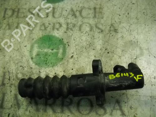 Used Clutch slave cylinder CITROËN C4 Coupe (LA_) [2004-2013]  14266556
