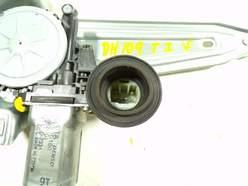 Rear left window mechanism TOYOTA YARIS (_P13_) 1.3 (NSP130_, NSP130) | BP8140896C24 