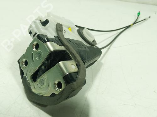 Used Rear right lock Rear right lock TOYOTA YARIS (_P13_) 1.5 (NSP131_) (112 hp) 36156278 36156278