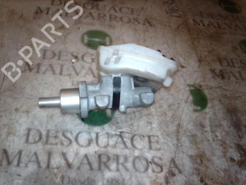 Used Brake master cylinder PEUGEOT 206 Hatchback (2A/C) [1998-2012]  3790460