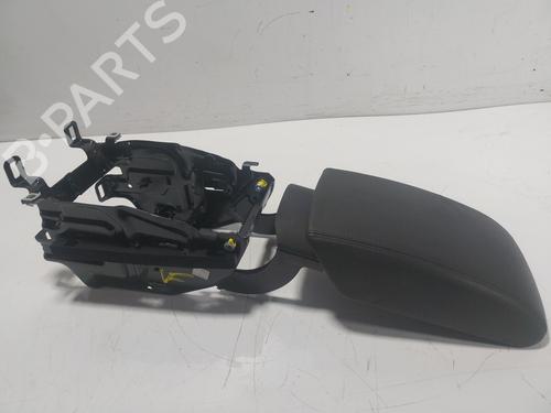 Used Armrest / Center console Armrest / Center console AUDI Q5 (8RB) 2.0 TFSI quattro (180 hp) 19115319 19115319