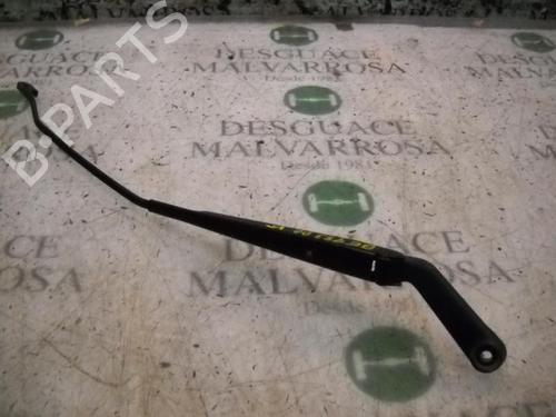Used Front windshield wiper arm SEAT LEON (1M1) 1.4 16V (75 hp) 3793689