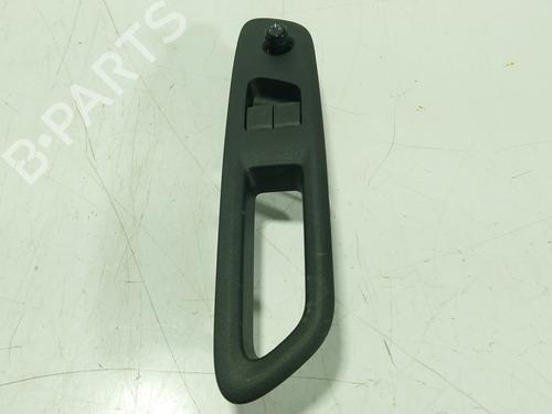 Used Left front window switch TOYOTA AYGO X (_B7_) 1.0 VVT-i (KGB70) (72 hp) 29111895