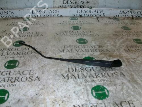 Used Front windshield wiper arm CITROËN C3 I (FC_, FN_) 1.4 HDi (68 hp) 3742359