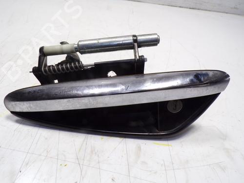 Used Front left exterior door handle Front left exterior door handle 8933611 8933611