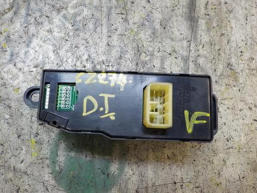 Left front window switch HYUNDAI H-1 / STAREX Bus (A1) 2.5 TCi | BP3855143I27 