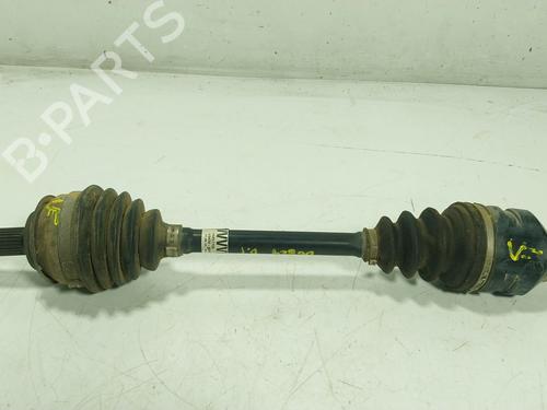 Used Left front driveshaft Left front driveshaft TOYOTA YARIS (_P13_) 1.5 Hybrid (NHP130_, NHP130) (101 hp) 32473965 32473965