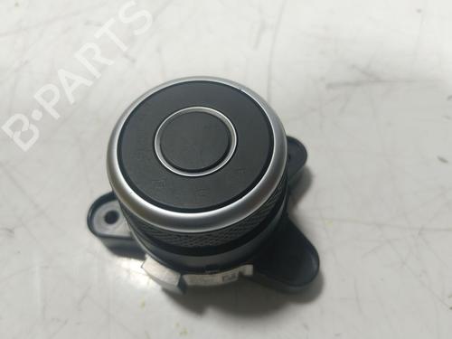 BP19652925M83 main image