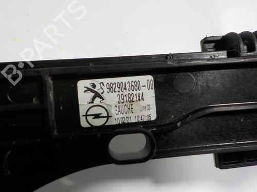 Front left window mechanism PEUGEOT 208 II (UB_, UP_, UW_, UJ_) 1.2 PureTech 100 | BP11946895C22 