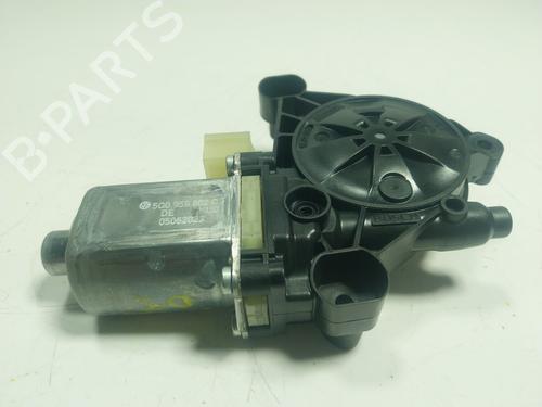 Used Left front window motor VW TOURAN (5T1) [2015-2025]  19436254