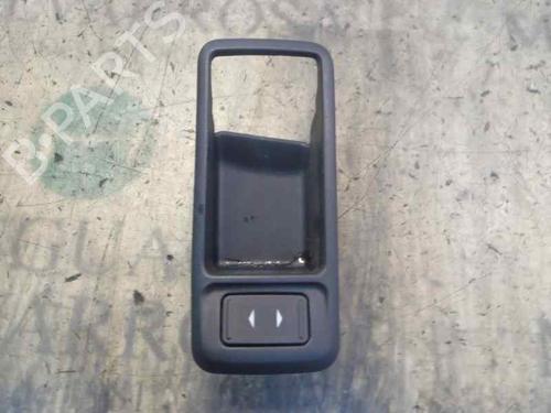 right-front-window-switch-ford-focus-ii-convertible-2006-2007-2008-2009-2010-3804447 main image