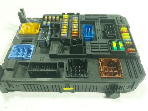 Used Fuse box PEUGEOT 208 II (UB_, UP_, UW_, UJ_) e-208 (136 hp) 25036604