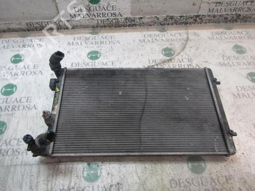 Used Water radiator VW GOLF IV (1J1) [1997-2008]  3830229