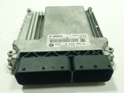 Used Engine control unit (ECU) Engine control unit (ECU) BMW 3 Convertible (E93) 325 d (197 hp) 27215794 27215794
