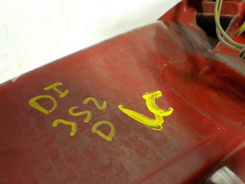 Right taillight PEUGEOT 607 (9D, 9U) 2.7 HDi 24V | BP8906461C35